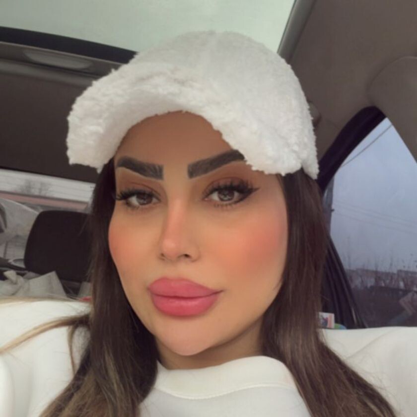 خانم علی نژاد