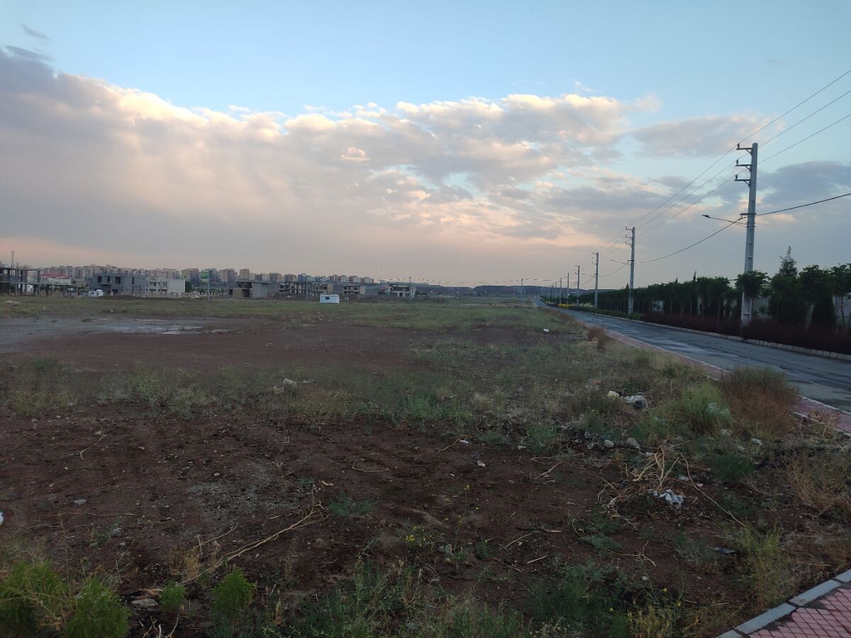 2500 دو نبش شهرک خانه در خرید زمین مسکونی عکس شماره 1