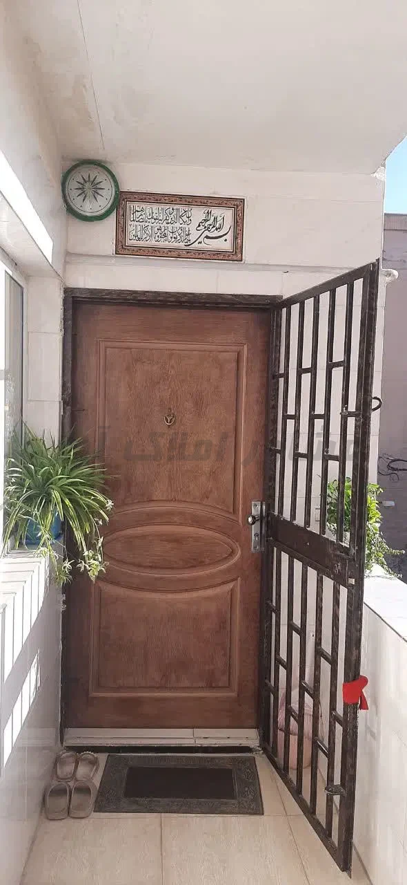 آپارتمان ۵۲متری تک برگ سند در خرید آپارتمان خ امام حسین اسلامشهر عکس شماره 2