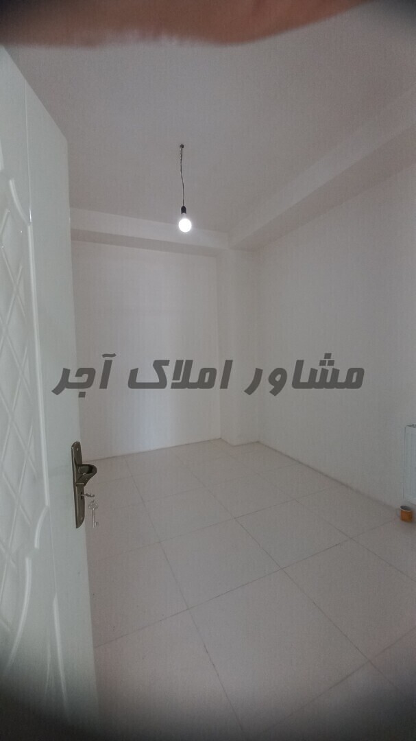 آپارتمان۱۷۷متر،تک،چهارراه اصلی در خرید آپارتمان انقلاب ۱ تا ۱۳ رباط کریم عکس شماره 8