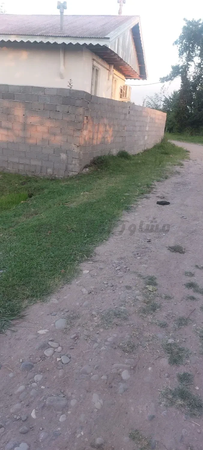 بین دوخانه ویلا(یک قطعه زمین داخل بافت) در خرید آپارتمان جاده لاهیجان - آستانه لاهیجان عکس شماره 3