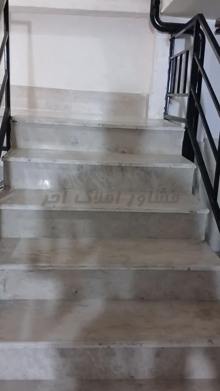 تک واحدی لاهیجان ۱۰۵متر کوچه۸متری در خرید آپارتمان خ زمانی هشتم لاهیجان عکس شماره 3