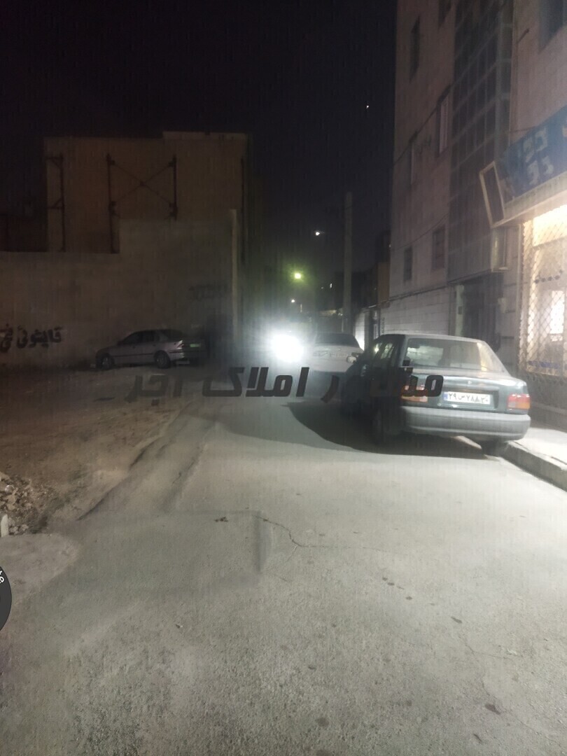  زمین 240متری محدوده بازارک در خرید زمین مسکونی نیرو انتظامی-آبرسانی رباط کریم عکس شماره 1  
