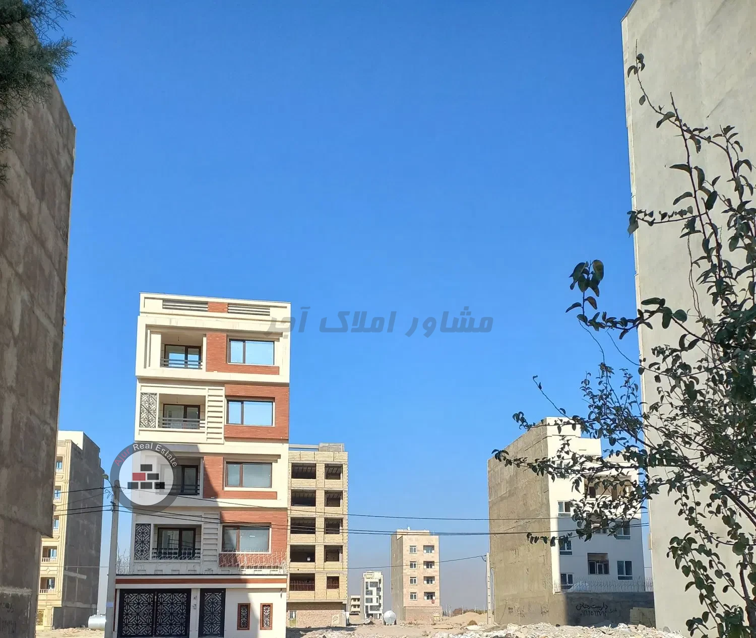 زمین ۱۶۲ متری دو قواره کنار هم عطریاس تک برگ در خرید آپارتمان خ سپاه اسلام رباط کریم عکس شماره 1