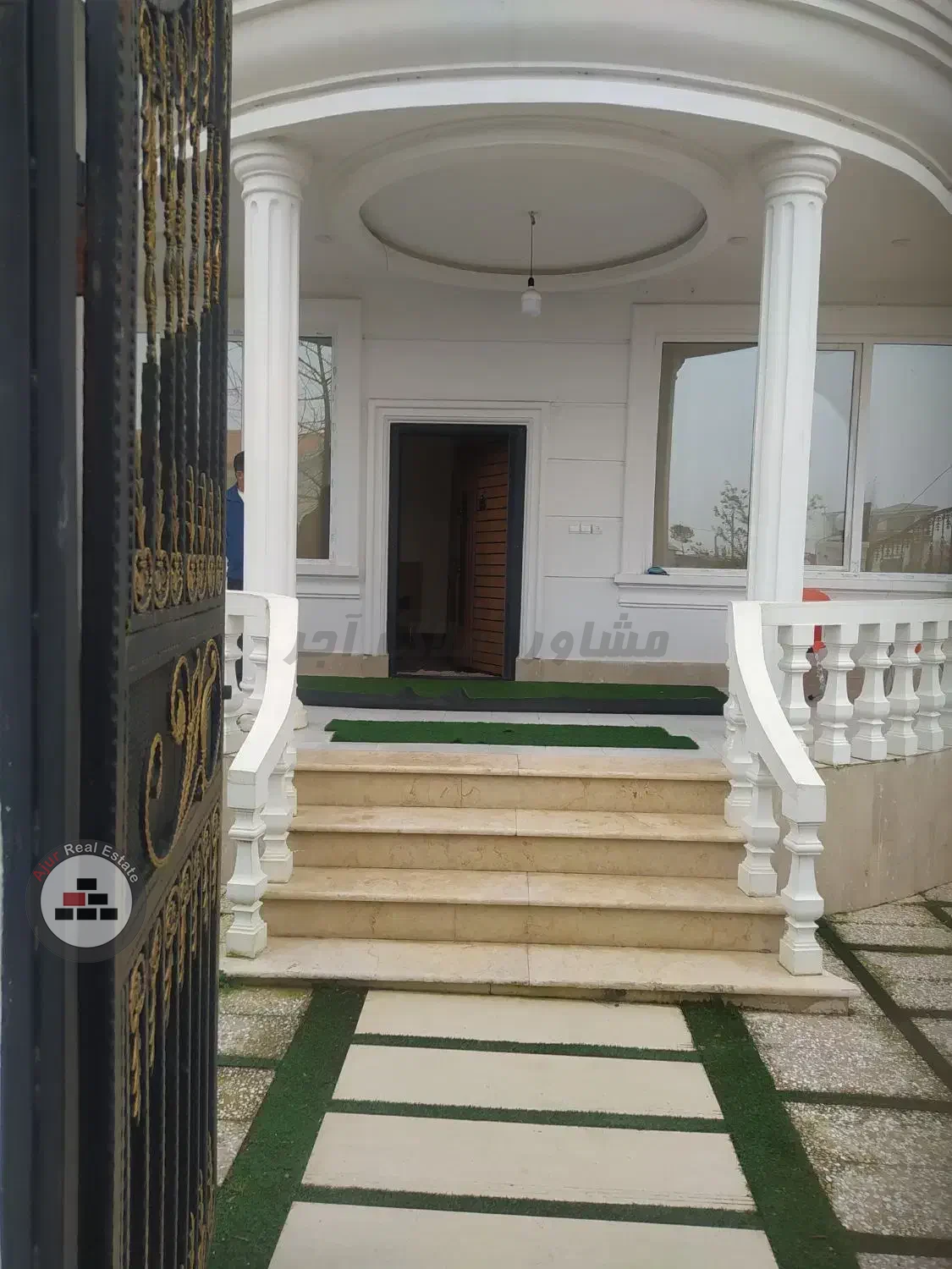  عمارت سفید چمخاله ۲۳۰ متری سند تک برگ در خرید خانه ویلایی ساحل چمخاله چاف و چمخاله عکس شماره 3  
