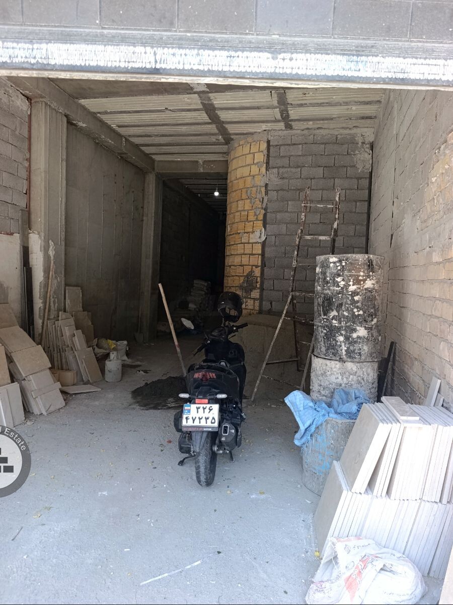  فروش تجاری ۲۰۰ متر بر ملکی رباط کریم در خرید مغازه ملکی رباط کریم عکس شماره 1  
