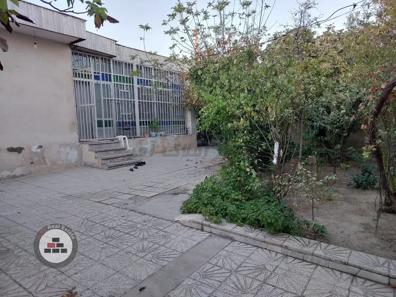 فروش خانه ویلایی مسکونی ۴۳۰ متری سندتکبرگ در خرید خانه ویلایی پیغمبر رباط کریم عکس شماره 2