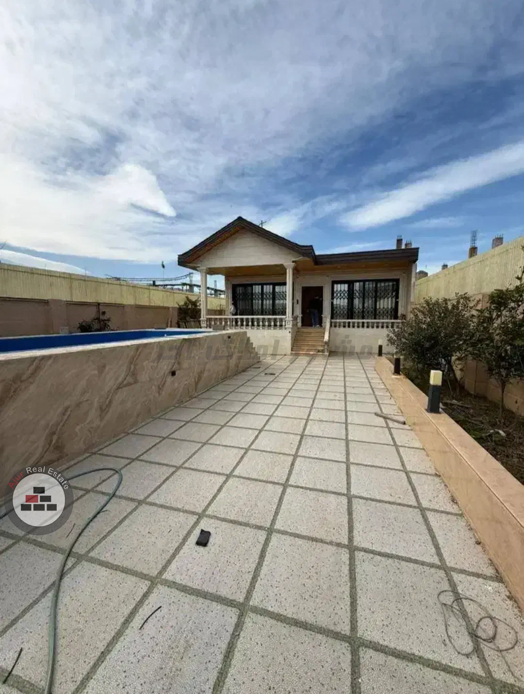  فروش ویلای ۲۹۰ متری استخردار بندر چاف و چمخاله در خرید خانه ویلایی ساحل چمخاله چاف و چمخاله عکس شماره 1  