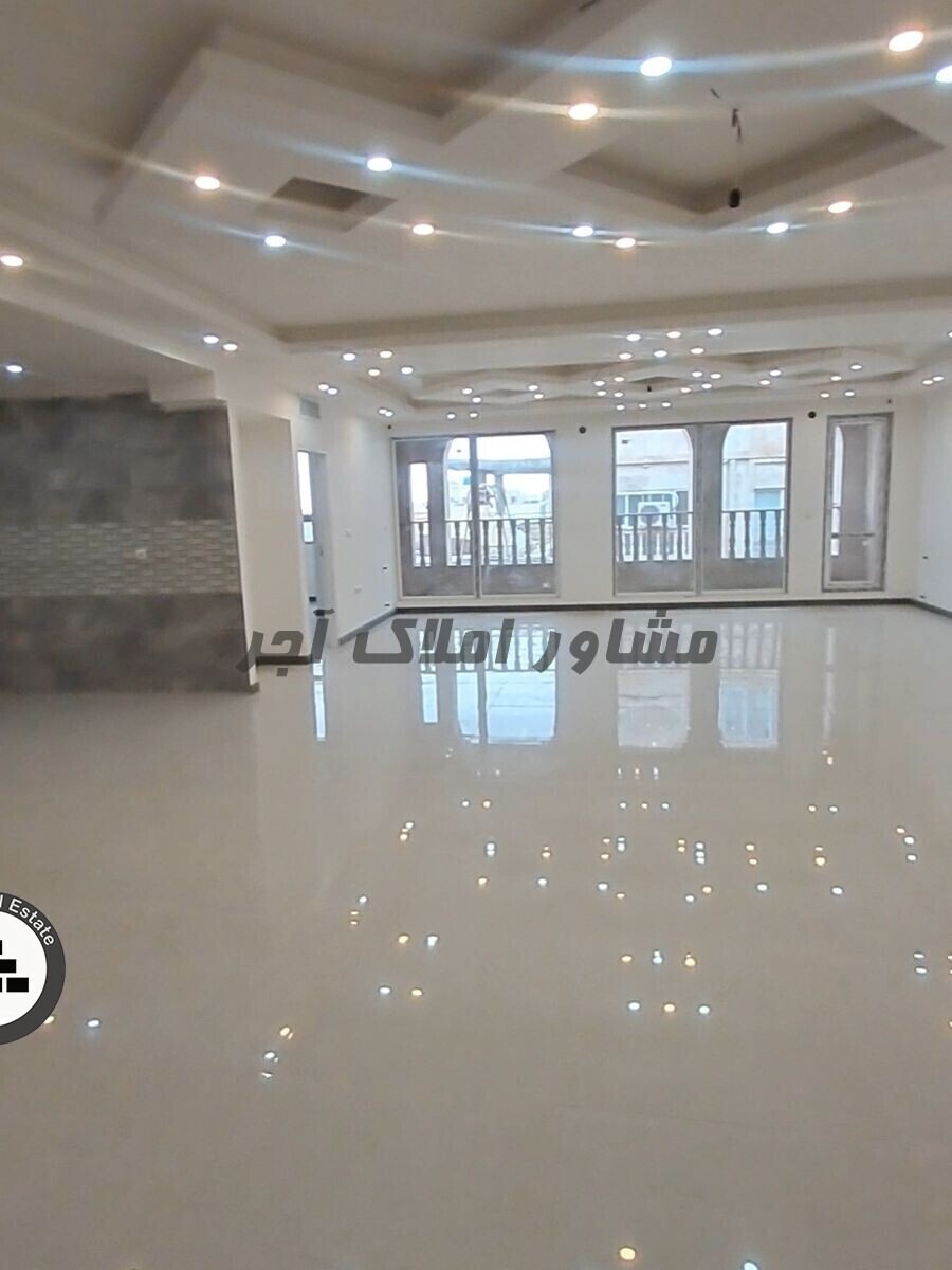 واحد نوساز 190 متری مرکز شهر در خرید آپارتمان