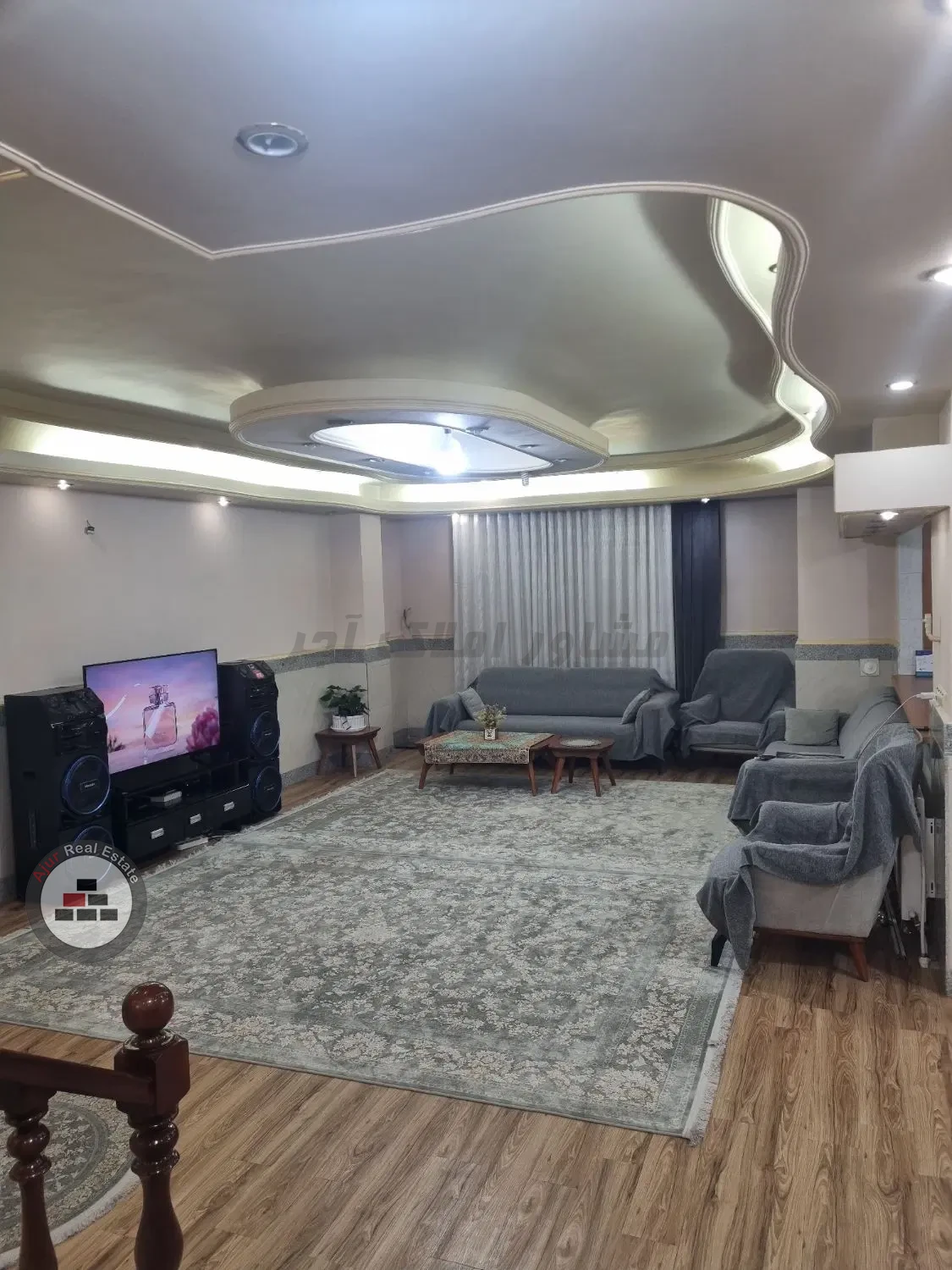 واحد ۱۸۷ متری تک واحدی کلا ۴ طبقه در خرید آپارتمان خ احمدزاده رباط کریم عکس شماره 1