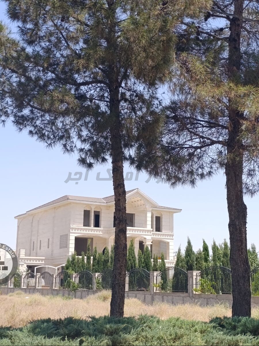 ویلای تریپلکس لاکچری/ فاز ۱ شهرک خانه در خرید خانه ویلایی شهرک خانه رباط کریم