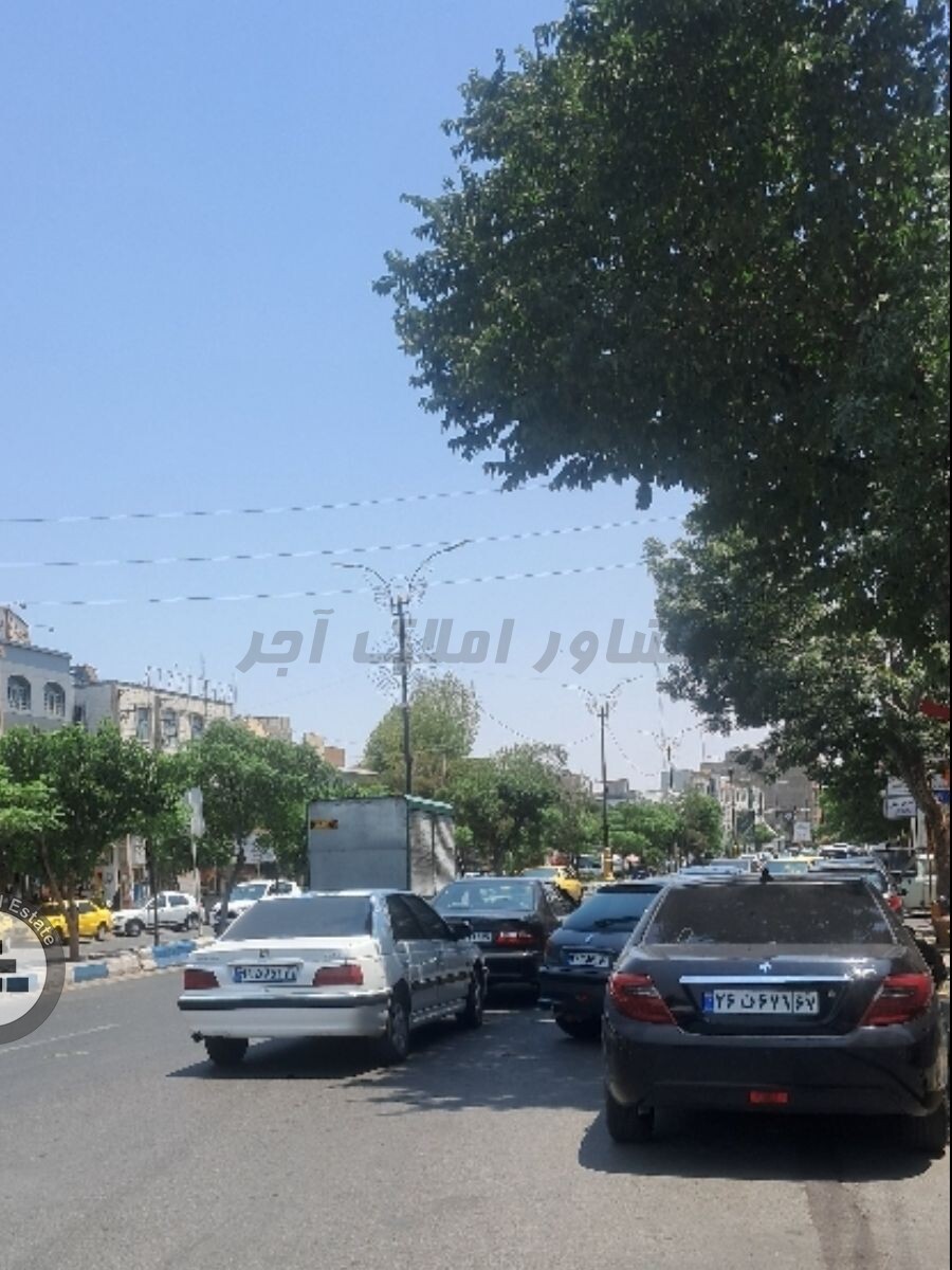 ویلایی۱۳۰متری کلنگی موقعیت عالی برای ساخت در خرید خانه ویلایی مرکز شهر رباط کریم عکس شماره 1  