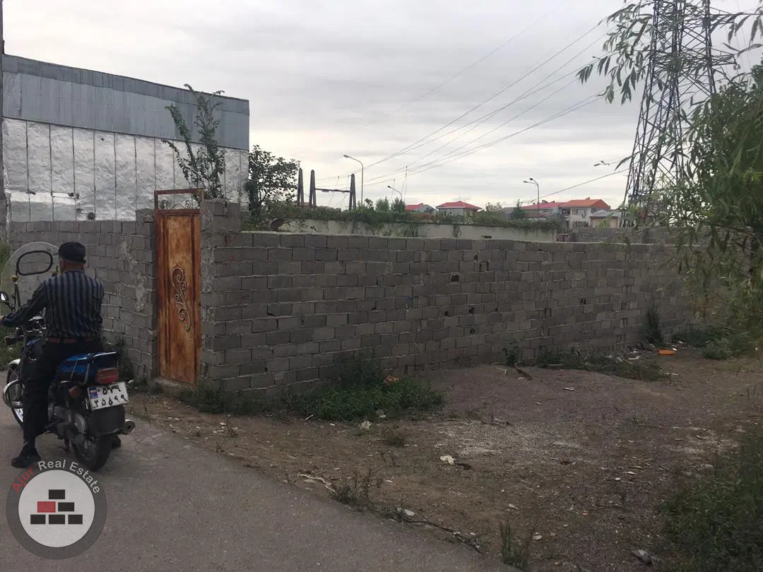 یک قطعه زمین کوچیک ۱۰۰ متری سندتک برگ دور در خرید زمین مسکونی بوجائیه لاهیجان
