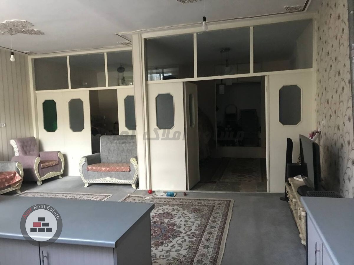 ۱۰۰متری ماشین رو در خرید خانه ویلایی مرکز شهر رباط کریم