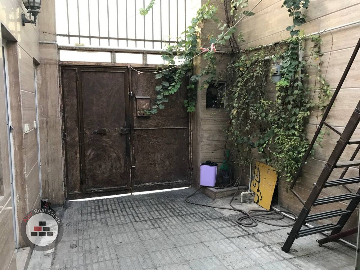 ۱۰۰متری ماشین رو در خرید خانه ویلایی مرکز شهر رباط کریم عکس شماره 2