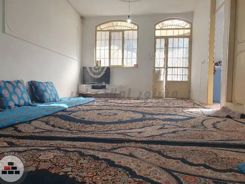 ۱۴۰متر بر ۱۰متر قابل سکونت و ساخت در خرید آپارتمان