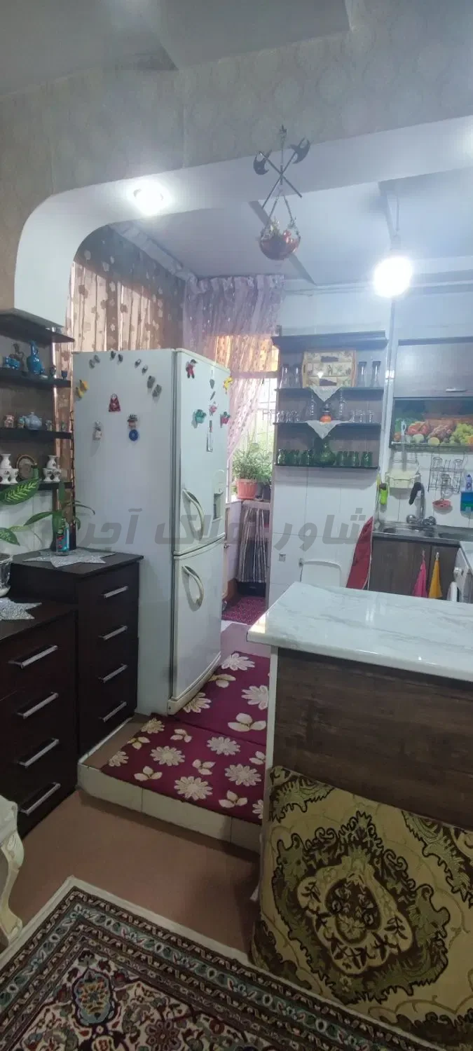 ۵۰متری خیابان گلها ( پارکینگ ، آسانسور و انباری ) در خرید آپارتمان بلوار گلها رباط کریم عکس شماره 2