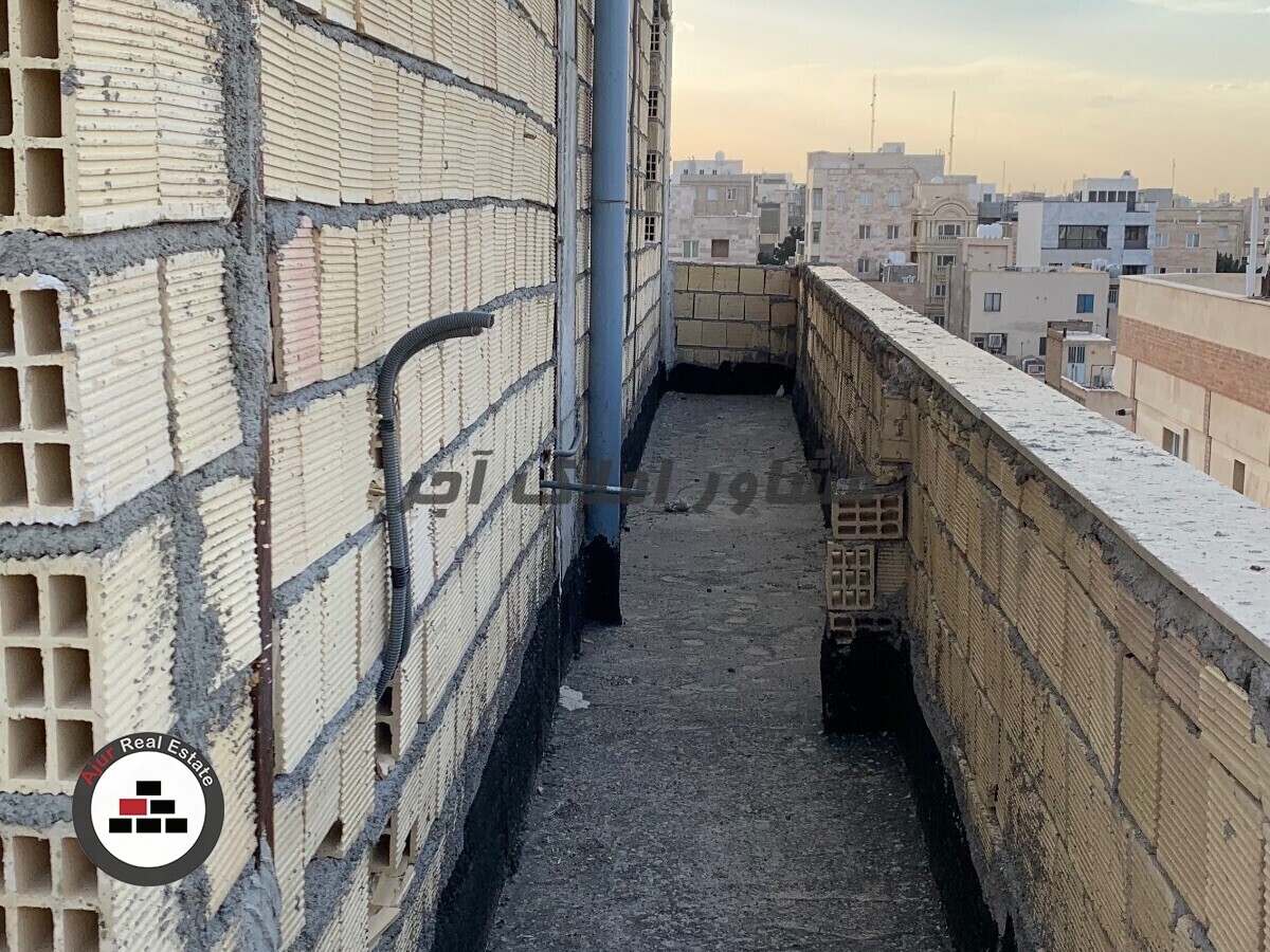 ۸۰ متر بنا ۷۰ متر تراس (پنت) در خرید آپارتمان انقلاب ۱ تا ۱۳ رباط کریم عکس شماره 6  