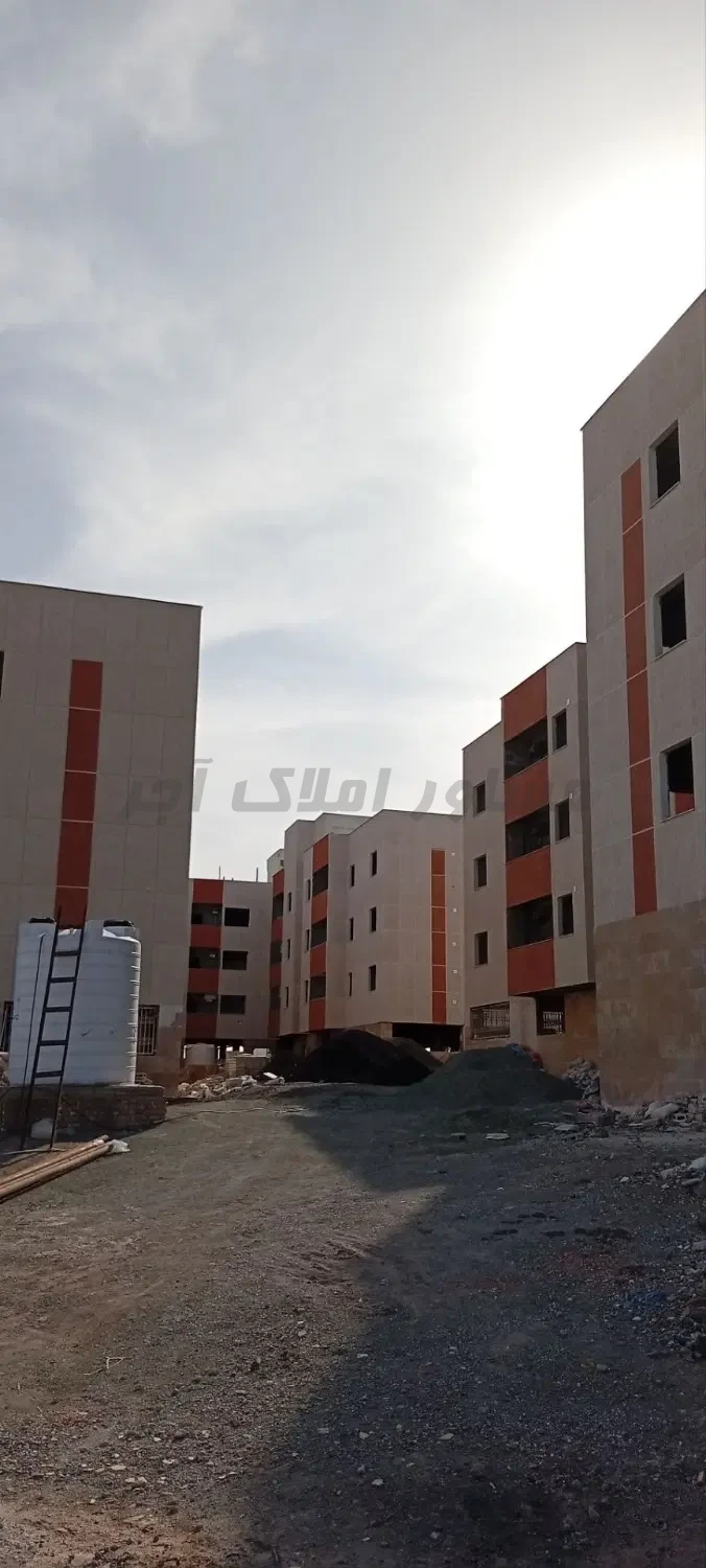 ۸۴ متری / کلید نخورده در خرید آپارتمان بلوار دانشجو رباط کریم عکس شماره 2