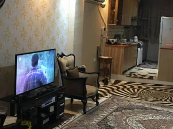 128متر در انقلاب ۳