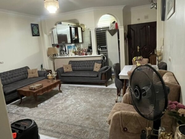آپارتمان 70متری دو خواب بر خیابان ملکی