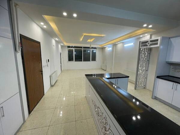 آپارتمان فول و لاکچری