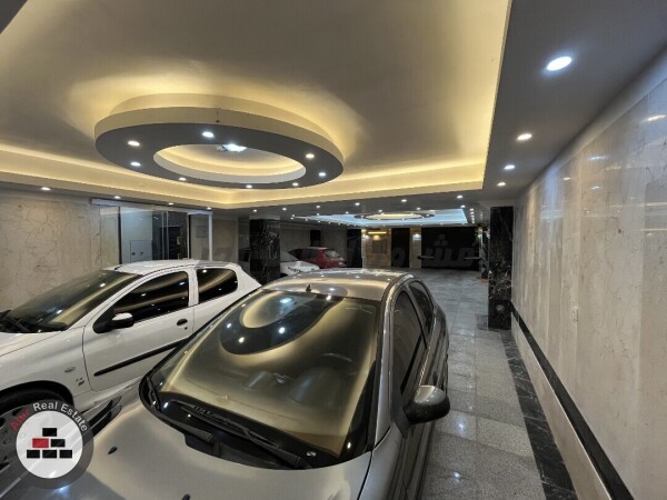 آپارتمان۱۲۵متر،تک واحد،خیابان امینی