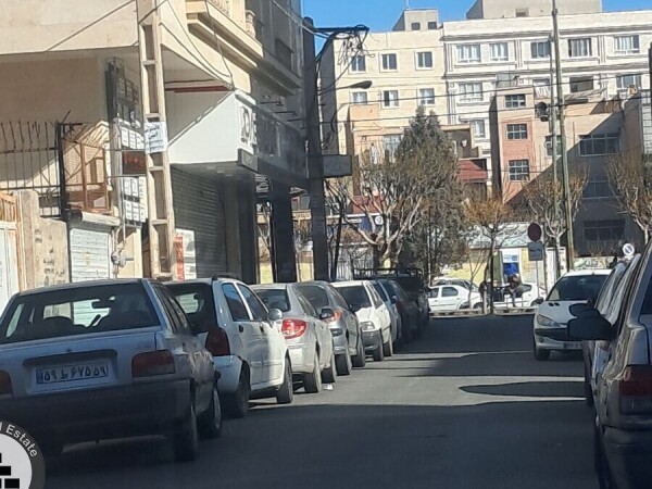 زمین تجاری مسکونی 300متری 3نبش