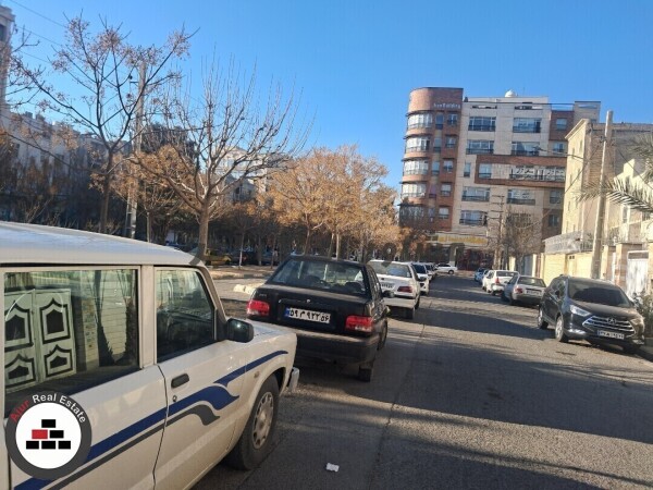 زمین مسکونی رباط کریم