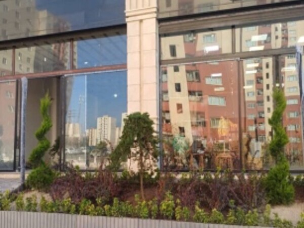 مجتمع تجاری مهراز مال پرند