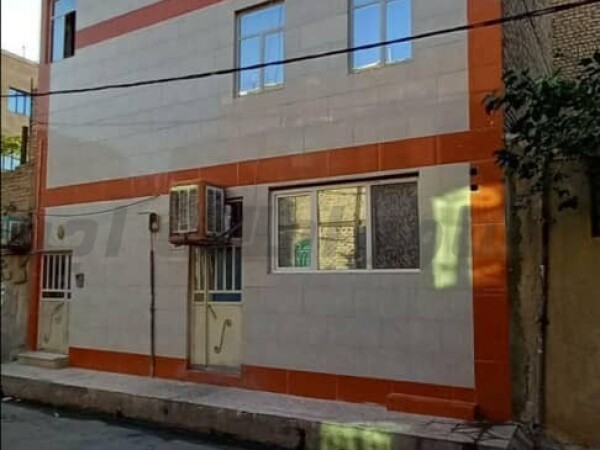 واحد ۵۲متری دربست