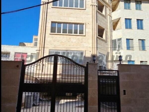 ۲۰۰متر در گلها هفدهم