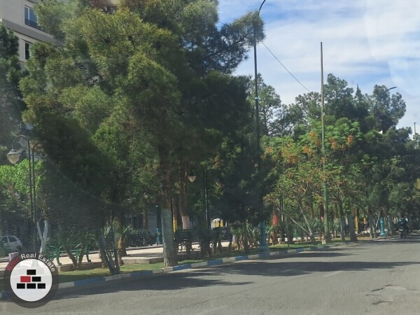 ۲۵۰مترکاربری مسکونی