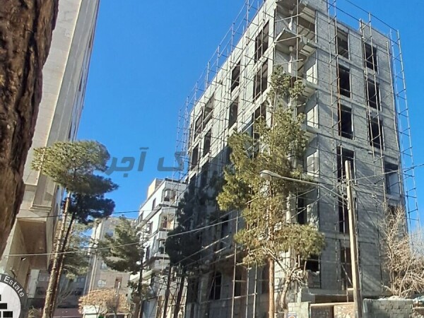 ۵۵متری پارکینگ دار فدائیان