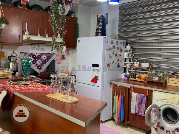 ۸۵ متر دو خواب پارکینگ بخشداری